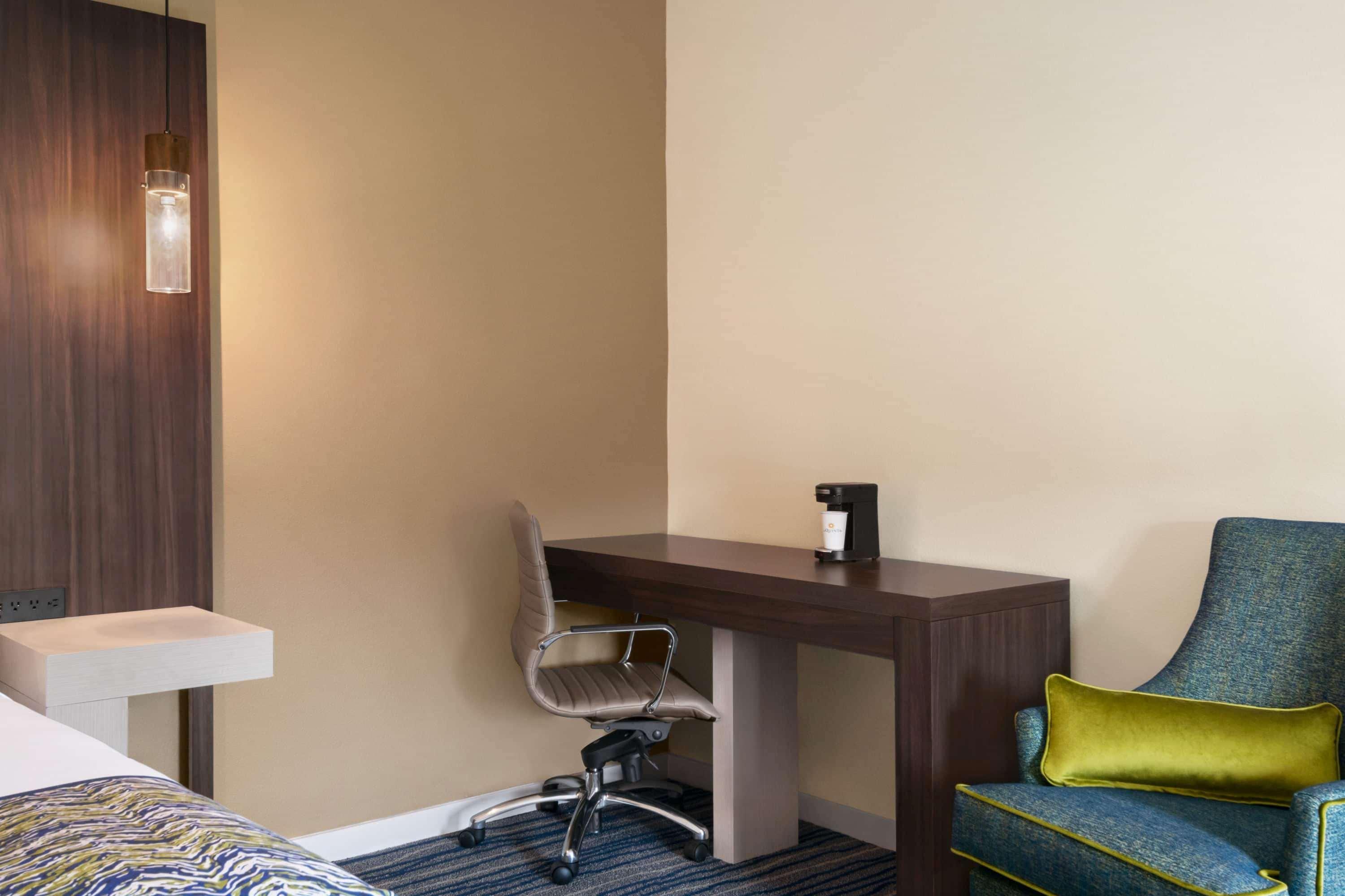 La Quinta Inn & Suites By Wyndham Orlando I-Drive Theme Parks Williamsburg Екстер'єр фото