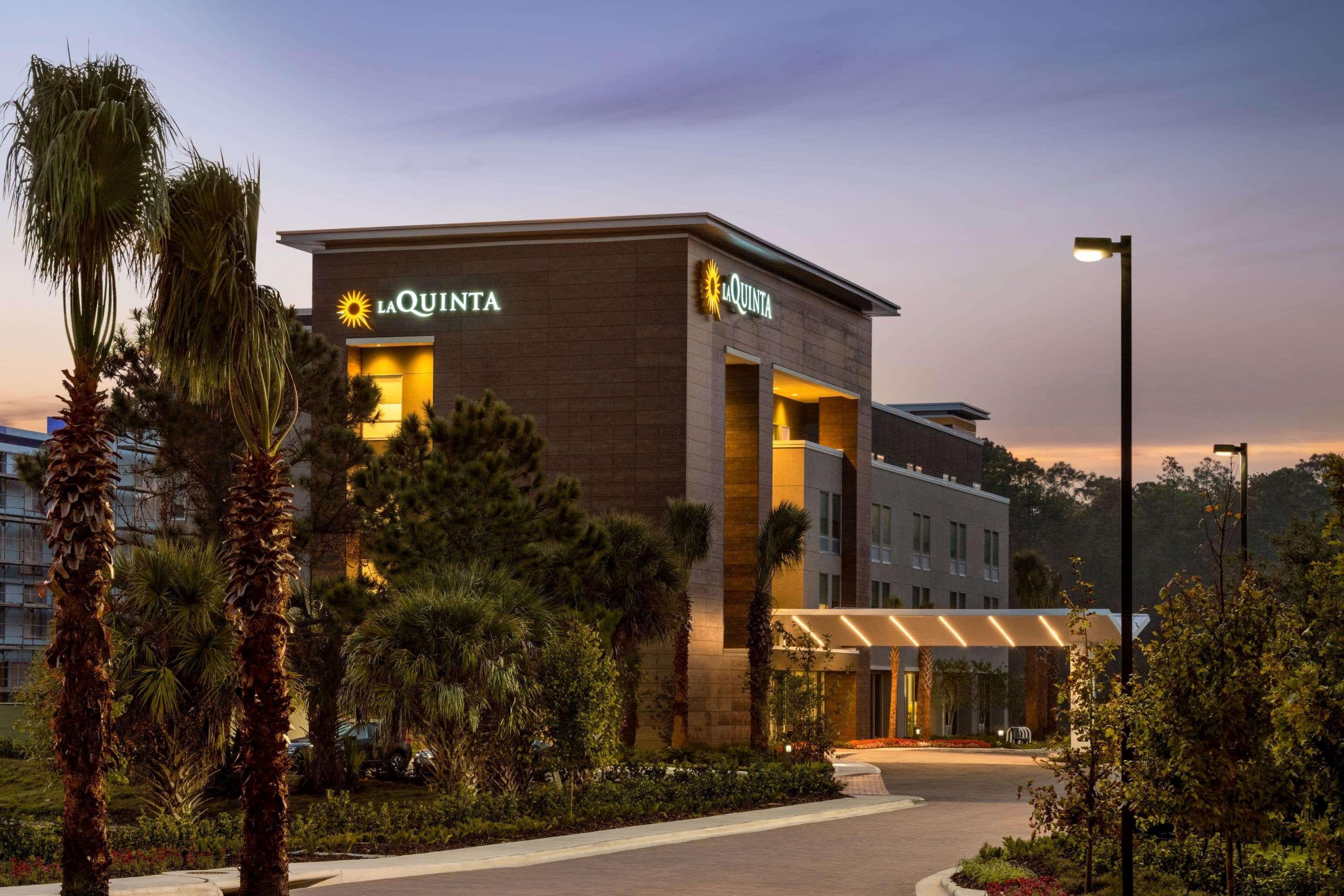 La Quinta Inn & Suites By Wyndham Orlando I-Drive Theme Parks Williamsburg Екстер'єр фото